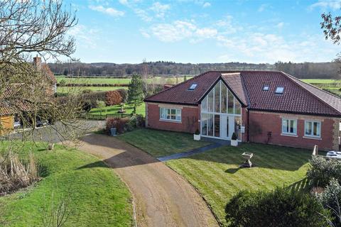 4 bedroom detached house for sale, Park Lane, Reymerston, Norwich, Norfolk, NR9