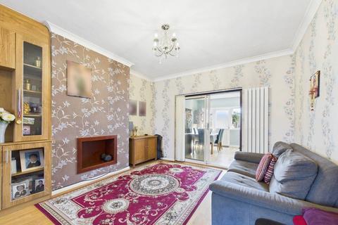 3 bedroom semi-detached house for sale, Sutlej Road, London SE7