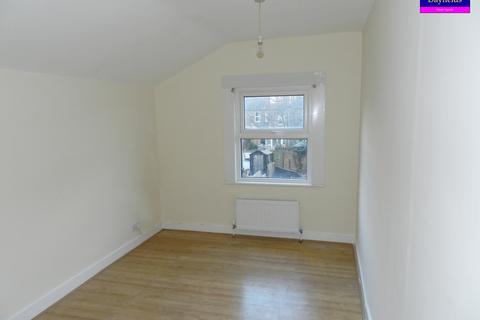 3 bedroom house to rent, Downs Road, Enfield EN1