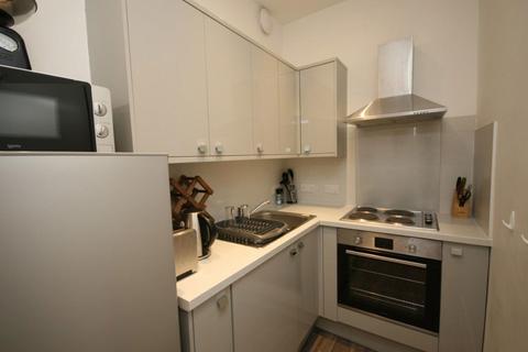 2 bedroom flat to rent, Orwell Place, Dalry, Edinburgh