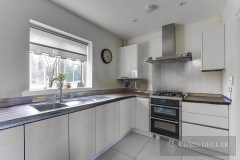 undefined, Hurry Close, Buntingford