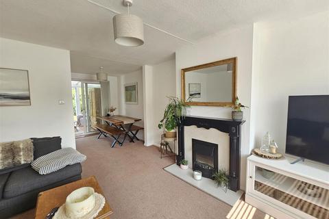 6 Brooklands, York, YO10 3NU