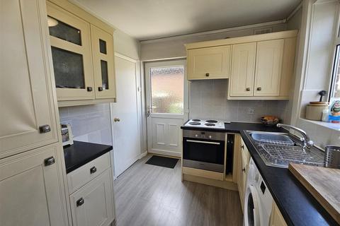 6 Brooklands, York, YO10 3NU