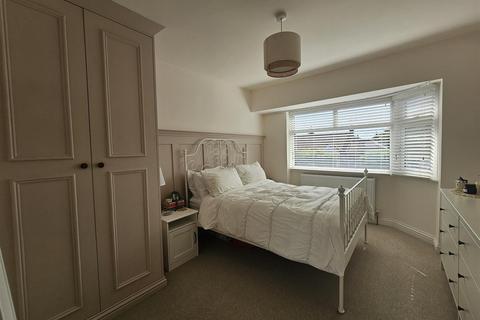 6 Brooklands, York, YO10 3NU
