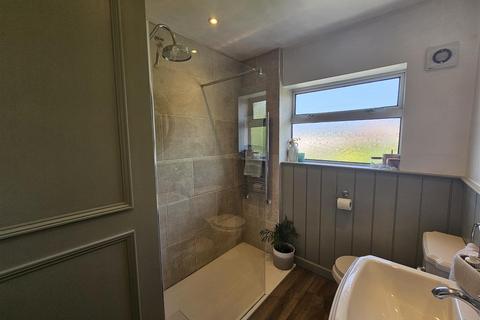 6 Brooklands, York, YO10 3NU