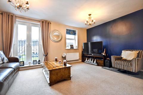 4 bedroom townhouse for sale, Jilling Gardens, Dewsbury, West Yorkshire