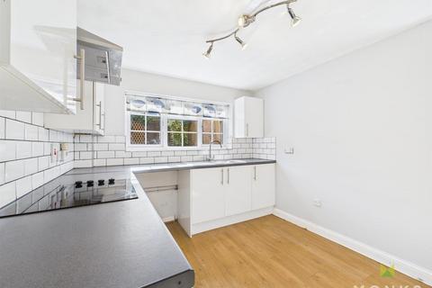 2 bedroom terraced house for sale, Copthorne Road, Shrewsbury