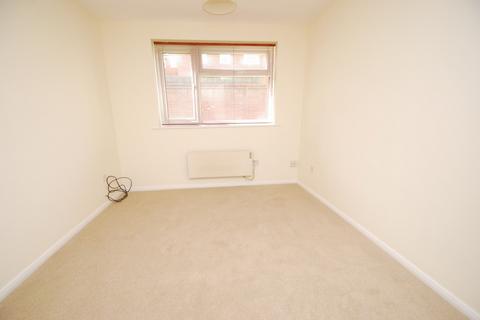 2 bedroom apartment to rent, Cobblers Close, Farnham Royal, Bucks, SL2