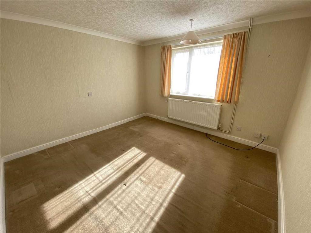 Bedroom 1: