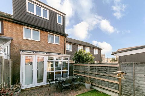 15 Belgrave Walk, Mitcham, CR4 3QQ