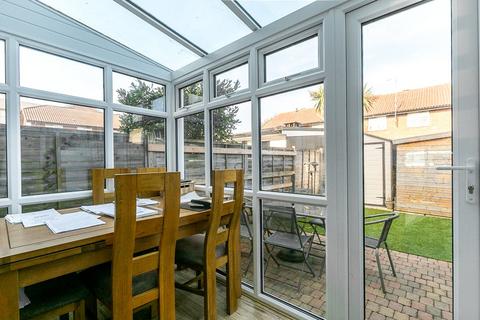 15 Belgrave Walk, Mitcham, CR4 3QQ