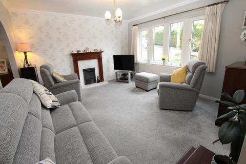 4 bedroom detached house for sale, Pennine Close, Queensbury, Bradford