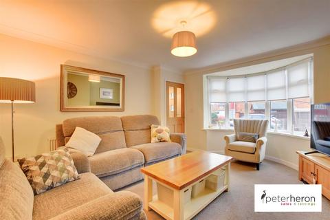 2 bedroom semi-detached house for sale, Dalegarth Grove, Seaburn Dene, Sunderland