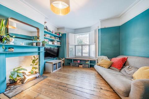74 Bradgate Road, London, SE6 4TR