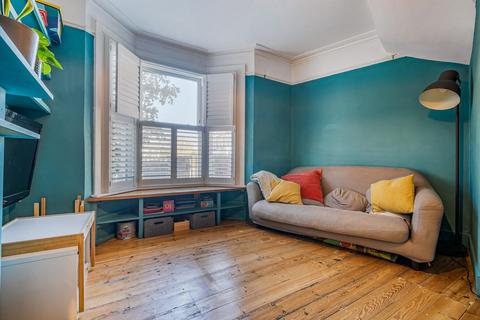74 Bradgate Road, London, SE6 4TR