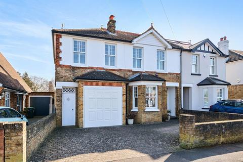 5 bedroom semi-detached house for sale, Old Charlton Road, Shepperton, TW17