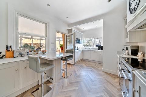 undefined, Old Charlton Road, Shepperton, TW17