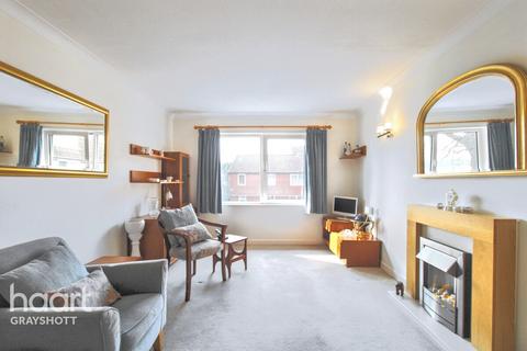 1 bedroom apartment for sale, Wey Hill, Haslemere