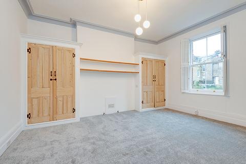 2 bedroom flat to rent, Parliament Hill, Hampstead NW3