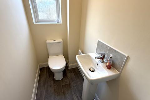 3 bedroom end of terrace house to rent, Hobby Street , Preston, PR4