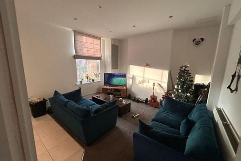 6 bedroom ground floor flat to rent, Mansfield Road, Nottingham NG1