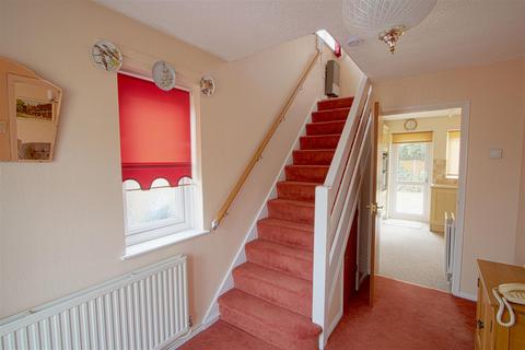 16 Crawford Close, Billericay, CM12 0PX
