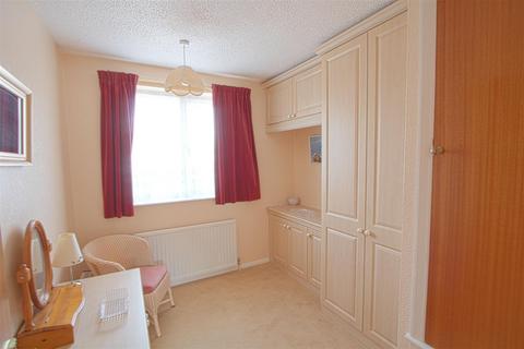 16 Crawford Close, Billericay, CM12 0PX