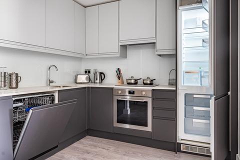 1 bedroom flat for sale, Station Road, Surrey KT15