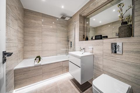 1 bedroom flat for sale, Station Road, Surrey KT15