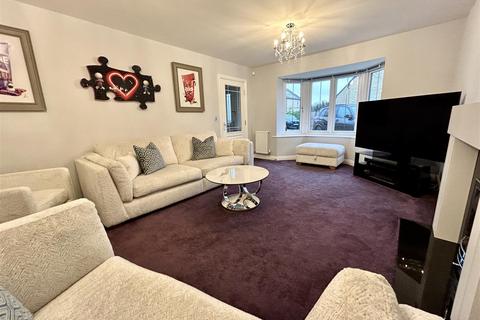 6 bedroom detached house for sale, Grange Farm Court, Micklefield, Leeds