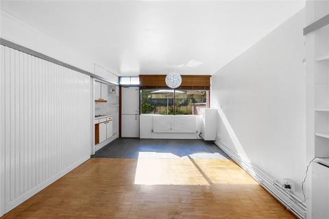 Studio for sale, Golden Lane Estate, EC1Y