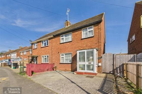 3 bedroom semi-detached house for sale, Saxon Way, Maldon