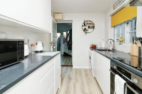 3 bedroom end of terrace house to rent, High Street, Codicote, SG4