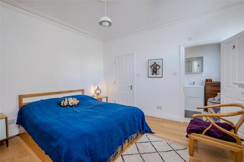 3 bedroom maisonette for sale, Casewick Road, London SE27