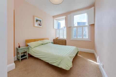 2 bedroom flat for sale, Fleet Road, Hampstead NW3