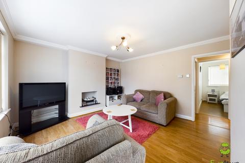 2 bedroom ground floor maisonette for sale, Nursery Avenue, Bexleyheath, Kent, DA7