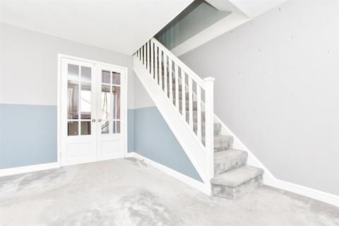 3 bedroom semi-detached house for sale, Green Way, Tunbridge Wells, Kent