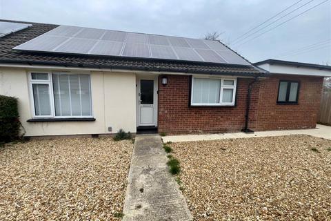 3 bedroom semi-detached bungalow to rent, Malthouse Way, Barrington