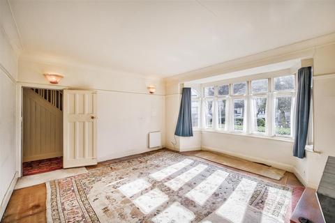 3 bedroom house for sale, Tennyson Avenue, Wanstead