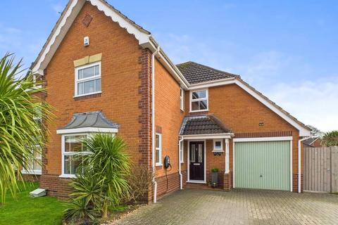 4 bedroom detached house for sale, Skipton Crescent, Worcester, Worcestershire, WR4