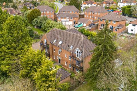 2 bedroom apartment for sale, Red Kite Close, High Wycombe HP13