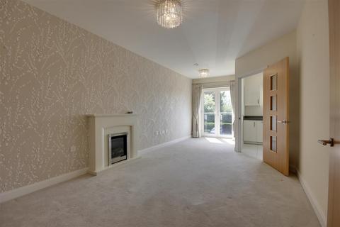 1 bedroom apartment for sale, Fairway View, Elloughton Road, Brough