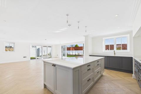 4 bedroom detached house for sale, La Rue De L`Etocquet, St John