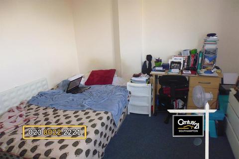 Studio to rent, Salisbury Street, SOUTHAMPTON SO15