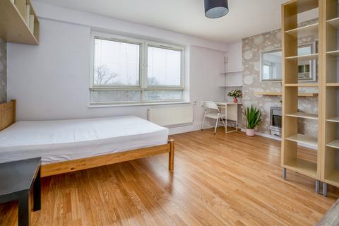 Studio to rent, Arlington Road, London, NW1