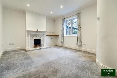 7 River Green, Buntingford, SG9 9ES