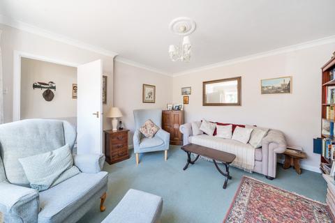 2 bedroom maisonette for sale, Caenwood Close, Weybridge, KT13