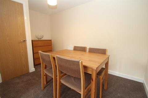 2 bedroom apartment to rent, Bury Road, Hemel Hempstead