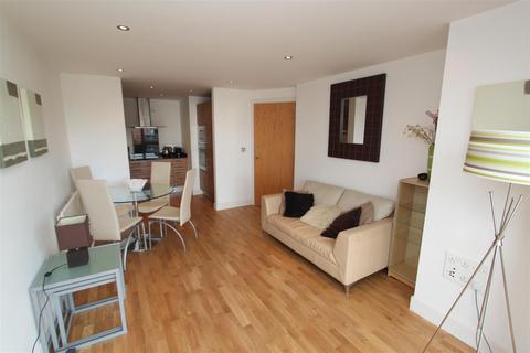 2 bedroom flat to rent, McClure House, Leeds Dock