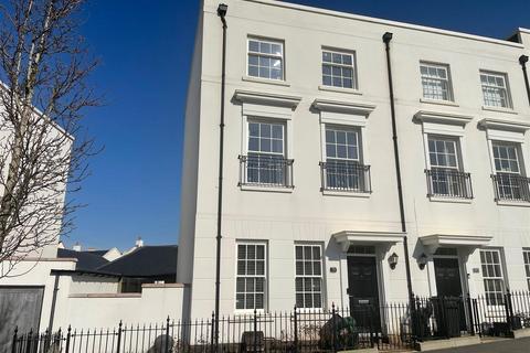 4 bedroom house to rent, Gemini Road, Plymouth PL9